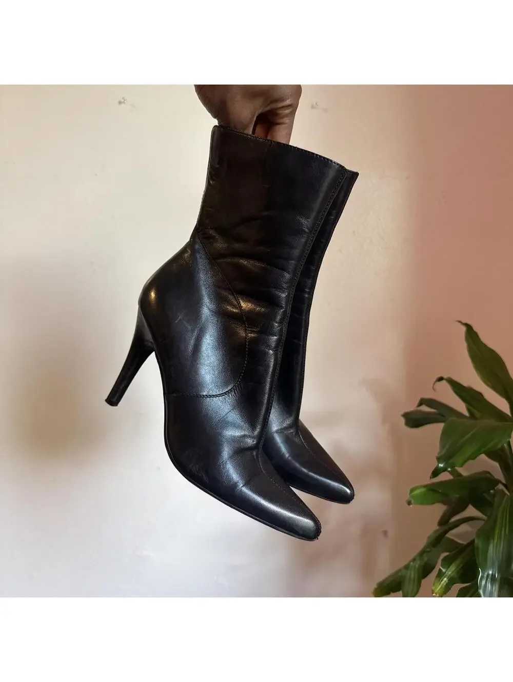 Y2k Nine West Downtown girl Leather Pointed Toe ankle Boots size US 8